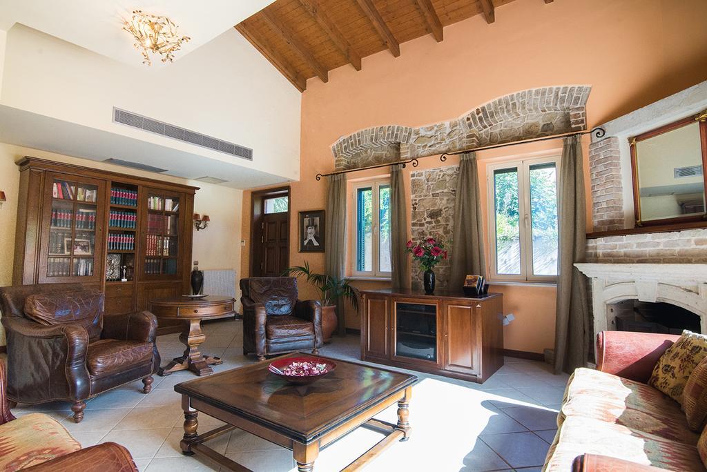 コルフ島Moraitis Mansionアパートメント エクステリア 写真